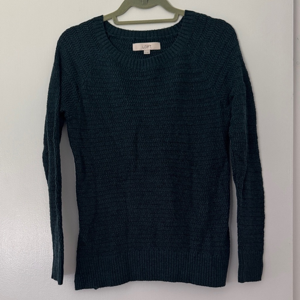 LOFT Women's Dark Green Crew Neck Sweater